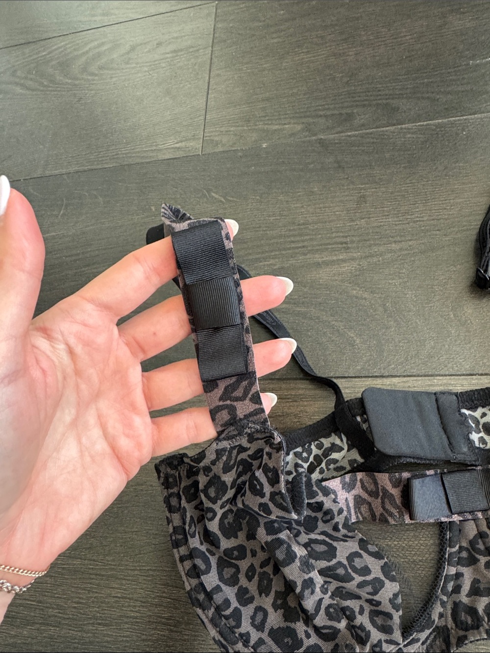 Chantelle Thomas Leopard Cheetah Grey Black Bra 34D and Thong - Picture 6 of 8